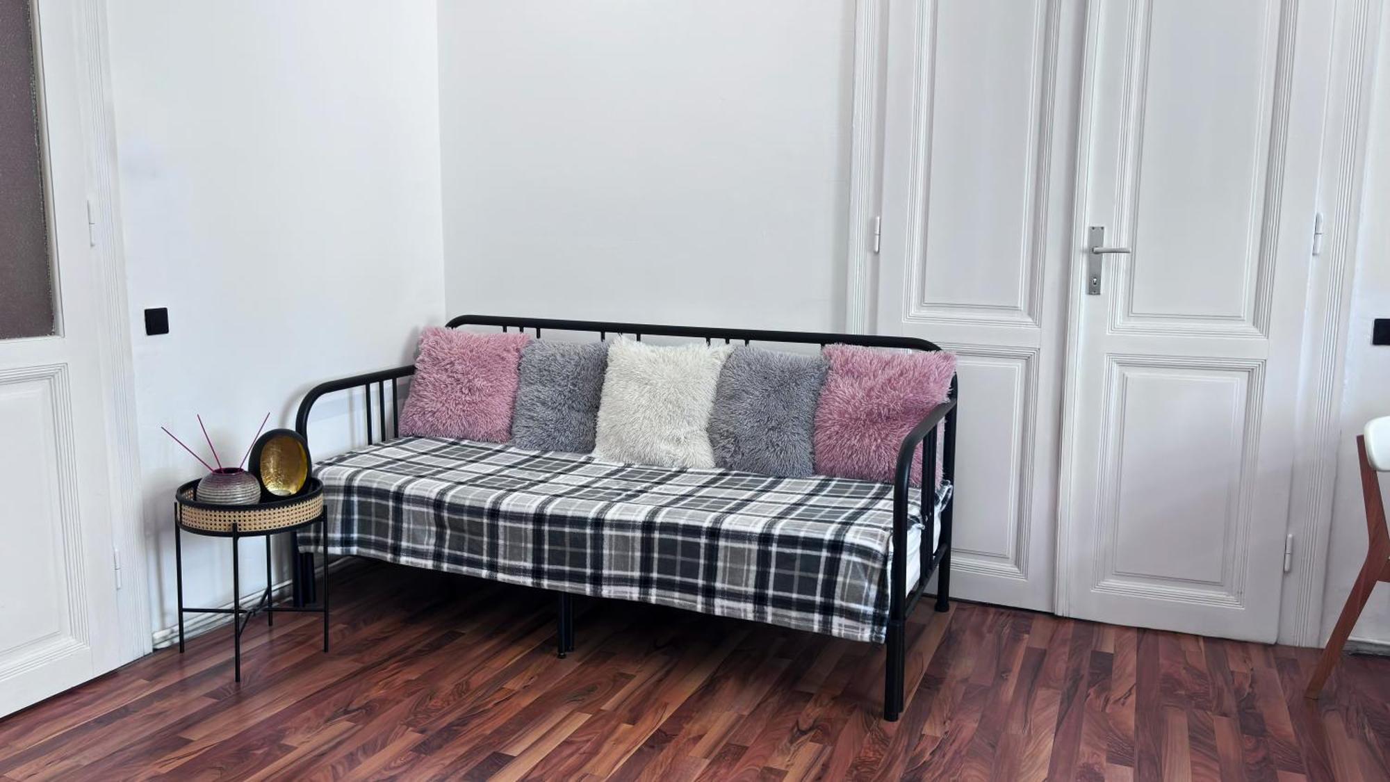 Big And Comfortable Mariahilfer Apartment Wien Ngoại thất bức ảnh